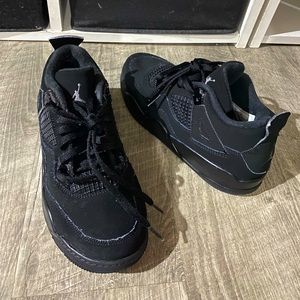 Jordan 4 Retro
